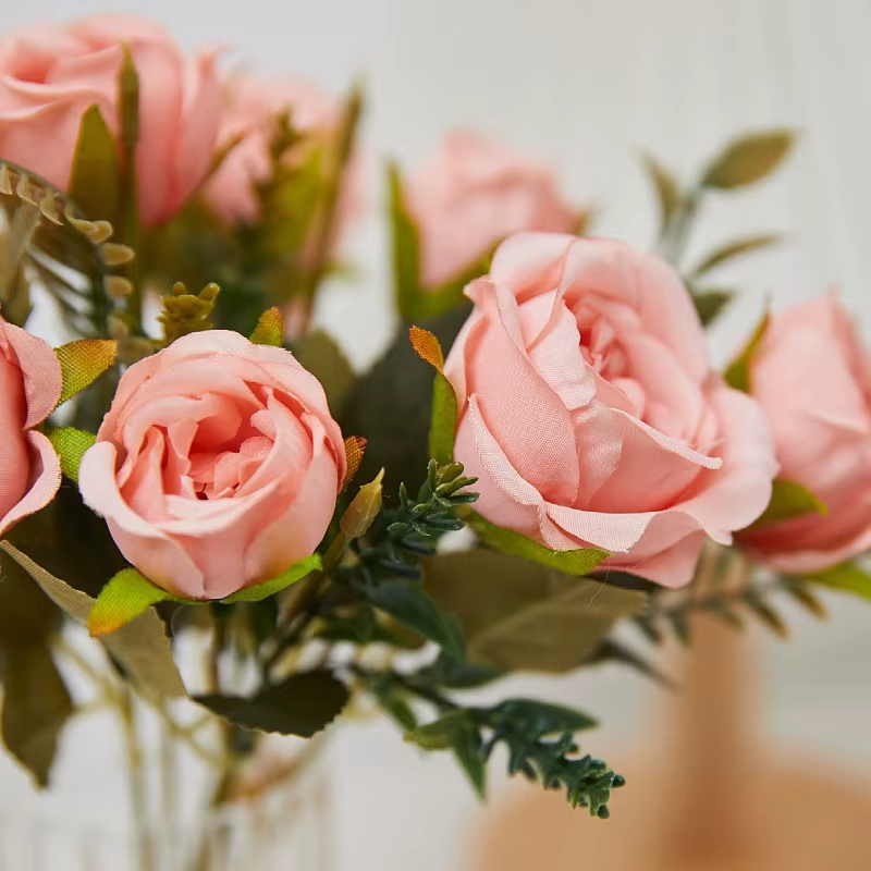 Bouquet de 8 roses vertes artificielles
