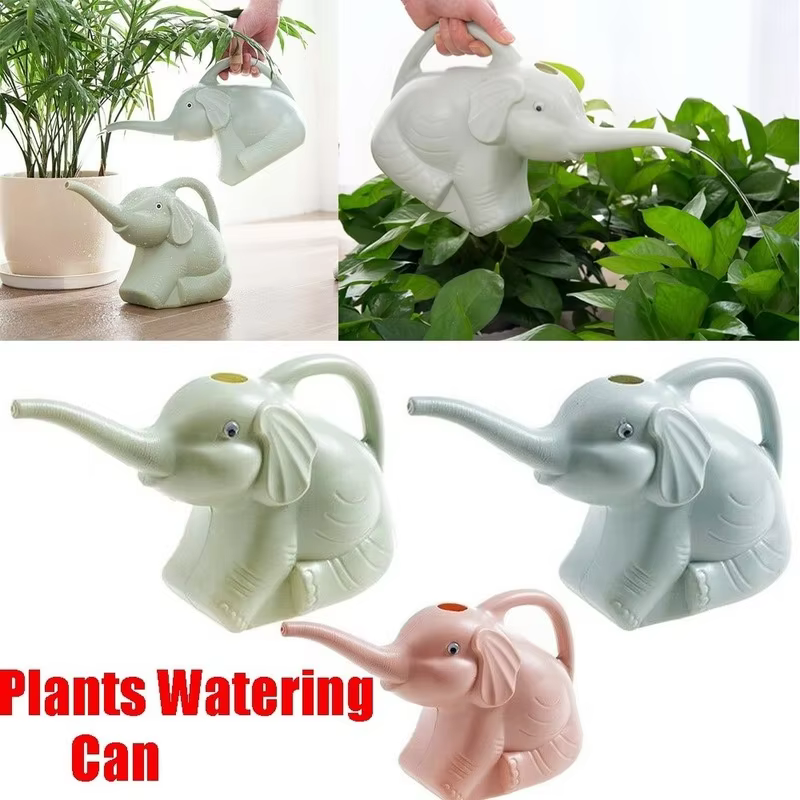 Arrosoir en plastique en forme d'éléphant