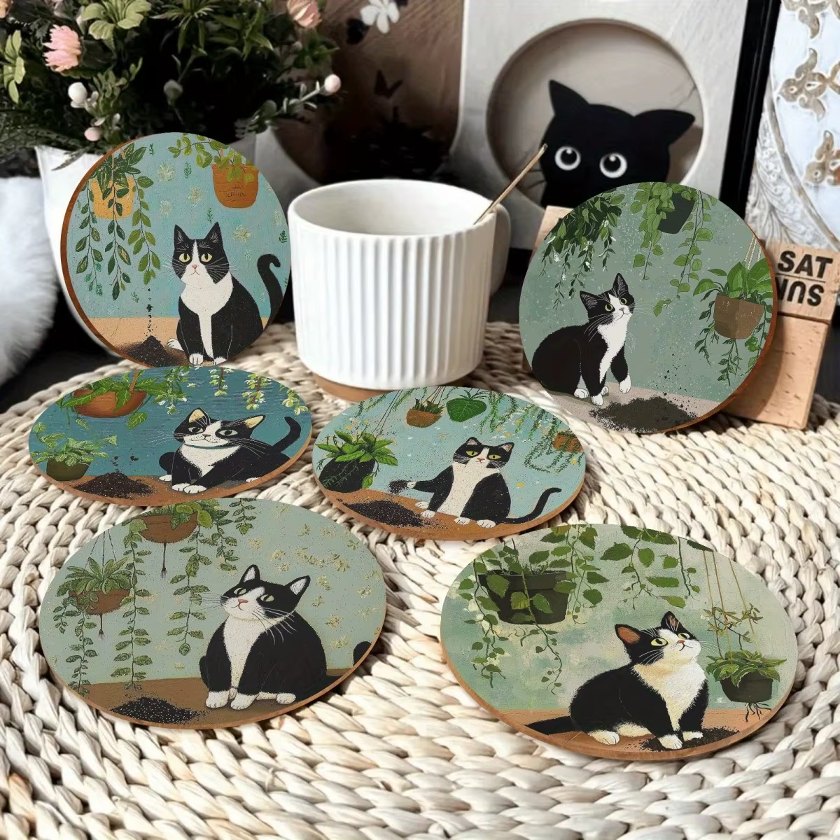Dessous de verre en bois de plante d'araignée verte de chat de vache de dessin animé 2D-décoration de table ronde cadeau pour les amoureux des chats décor à la maison