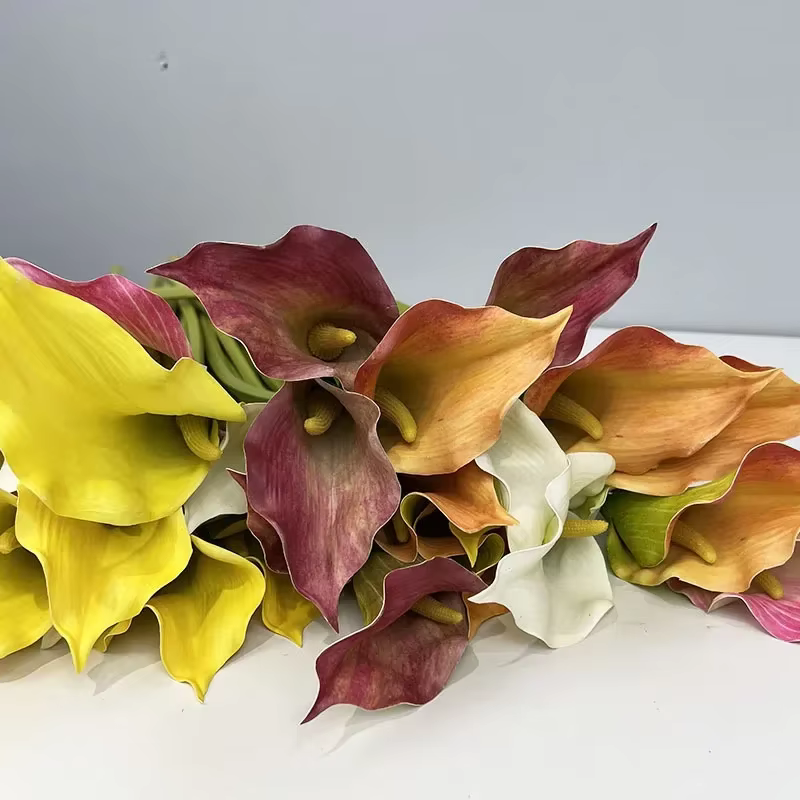 Simulation de fleurs artificielles Calla Lily pour décoration d'hôtel