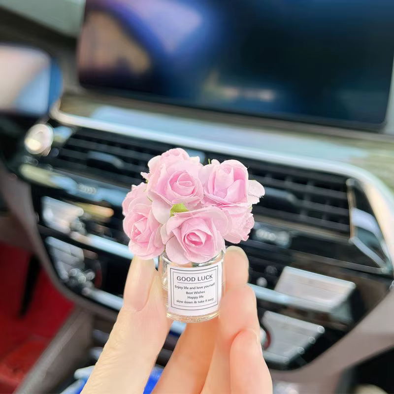 Vase à fleurs de roses de Simulation
