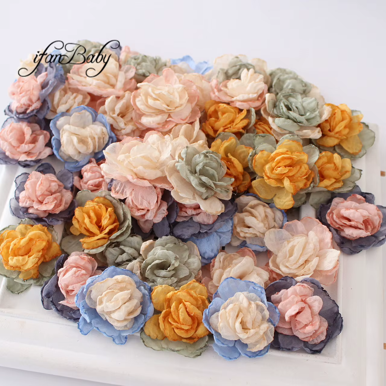Décorations florales en mousseline de soie