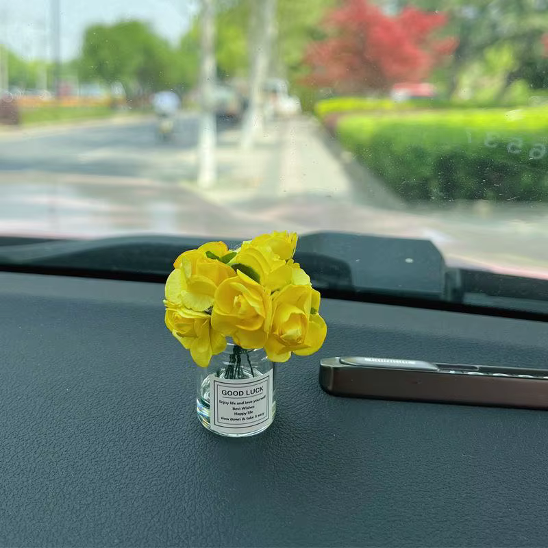 Vase à fleurs de roses de Simulation