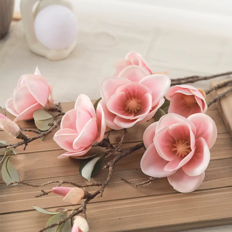Fleurs artificielles de magnolia avec de longues branches