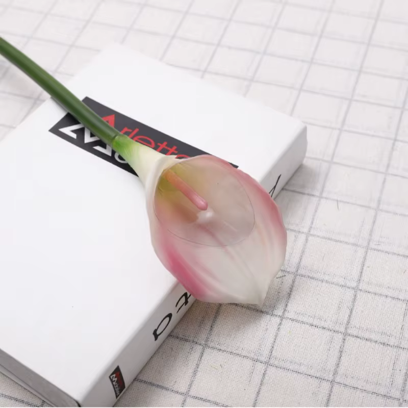 5 pièces de branches de lys calla artificielles