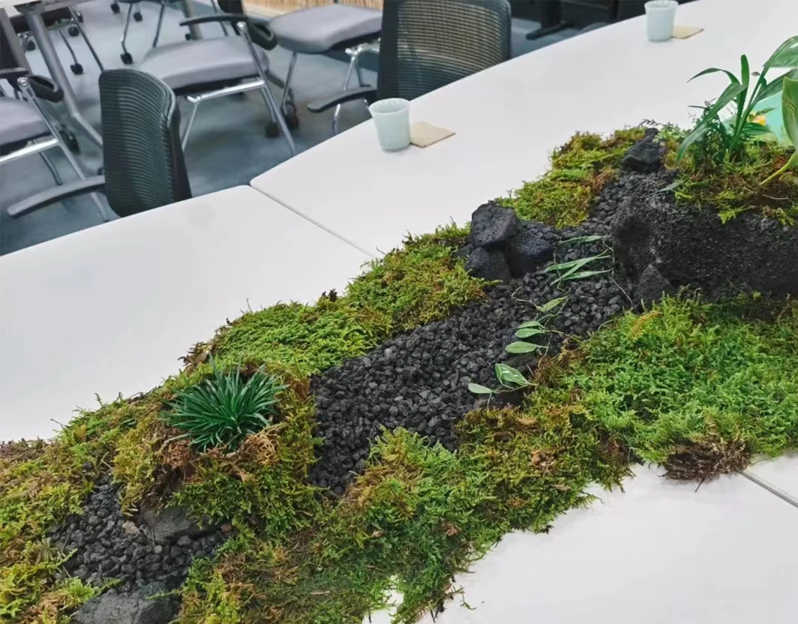 Mousse artificielle pour plantes en pot