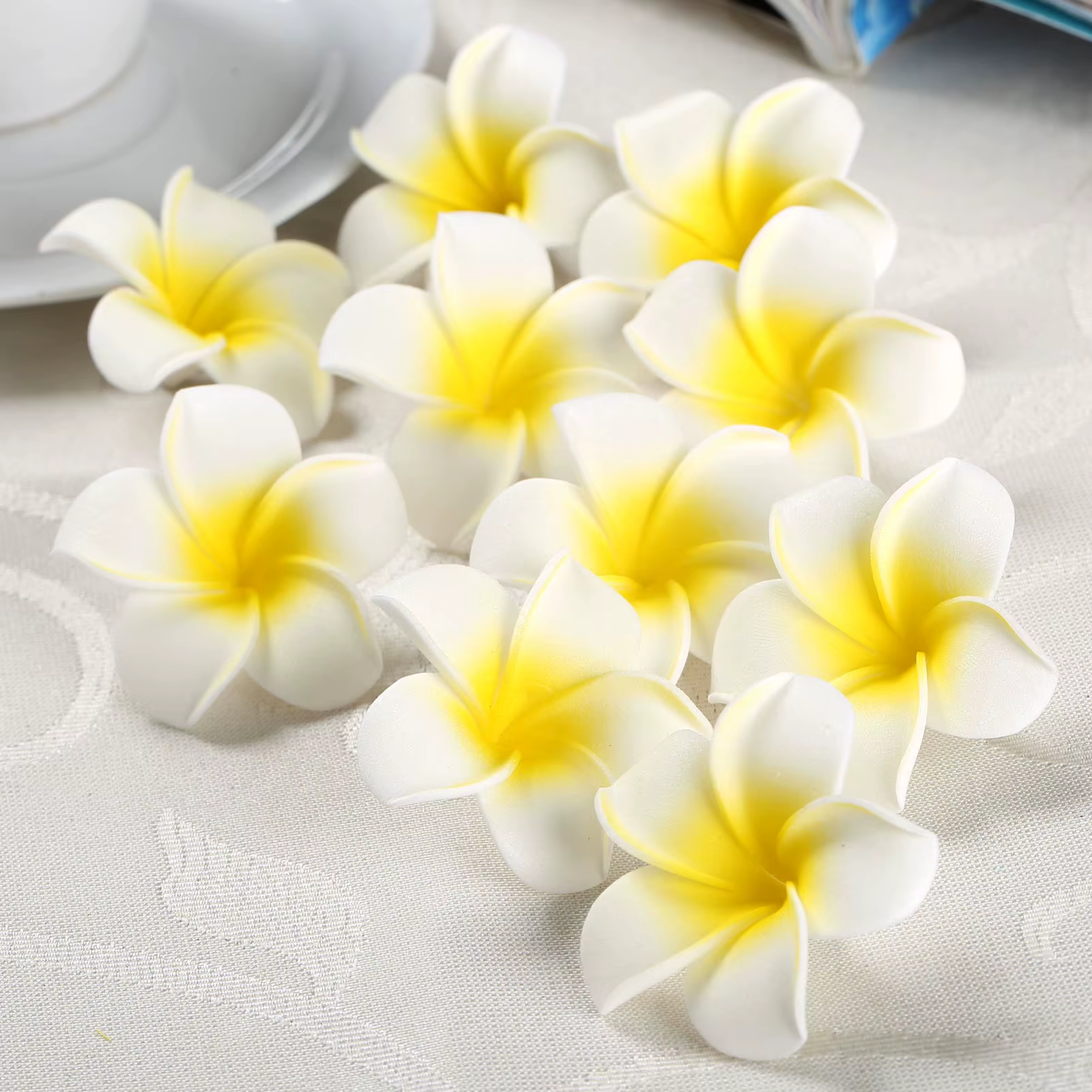 Fausses fleurs de Frangipanier en mousse