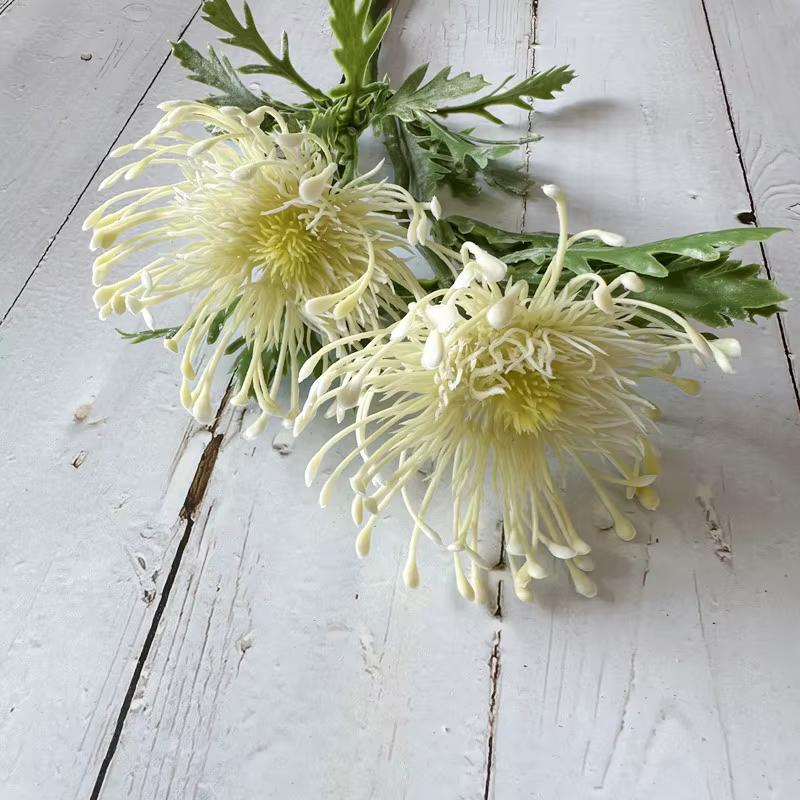 Grande fleur de chrysanthème araignée artificielle réaliste