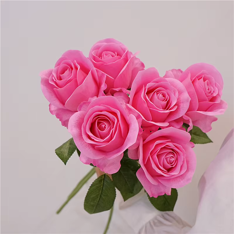 Rose Esha artificielle au toucher réel