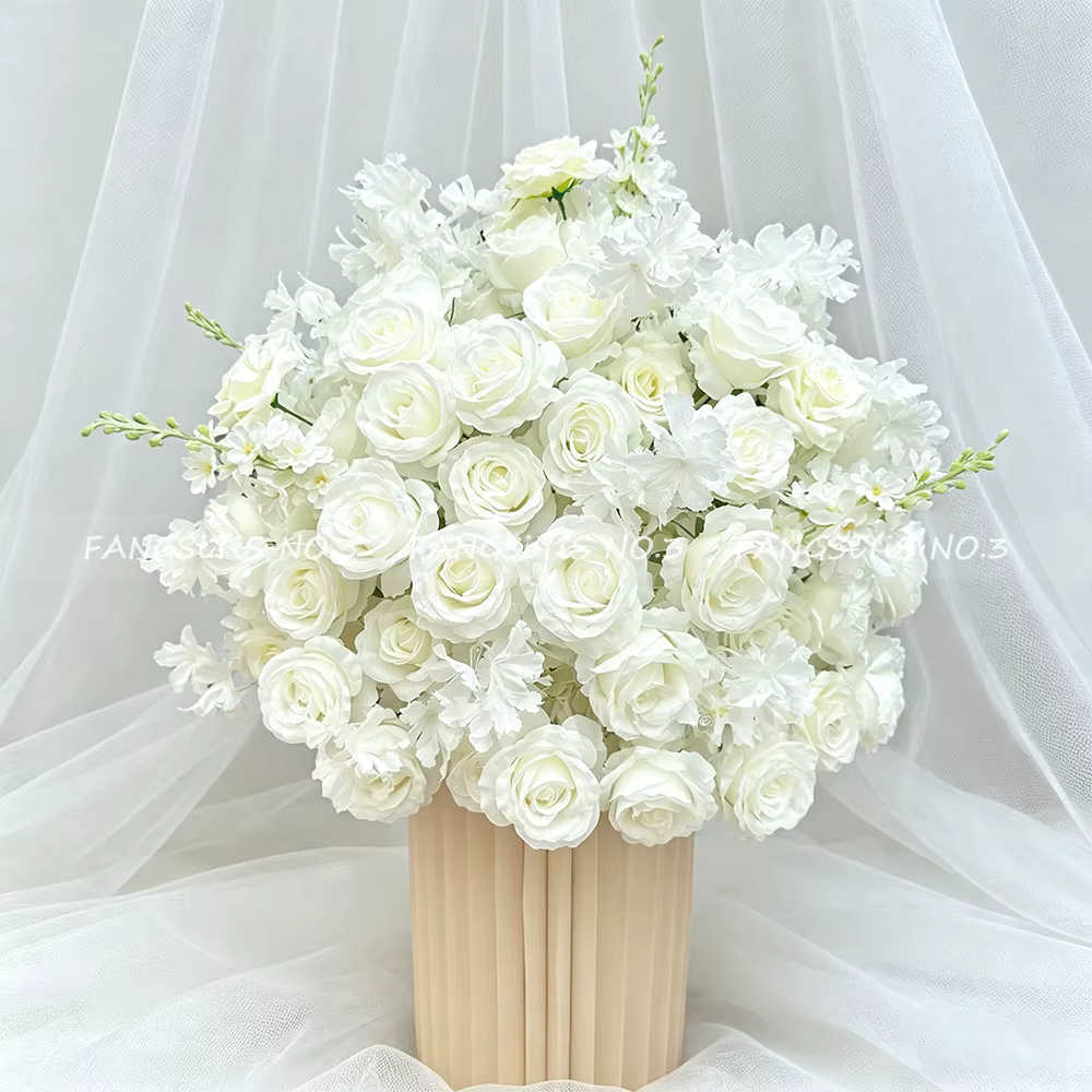 Boule de fleurs artificielles 70 cm (hortensia et rose) pour allée de mariage