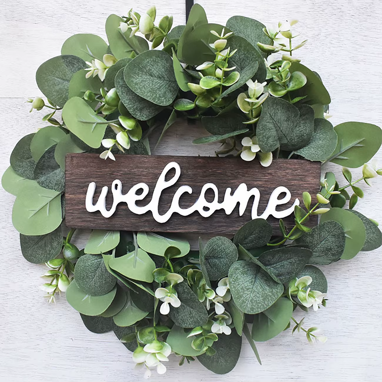 Couronne de bienvenue en feuilles d'eucalyptus de 12 pouces pour porte d'entrée