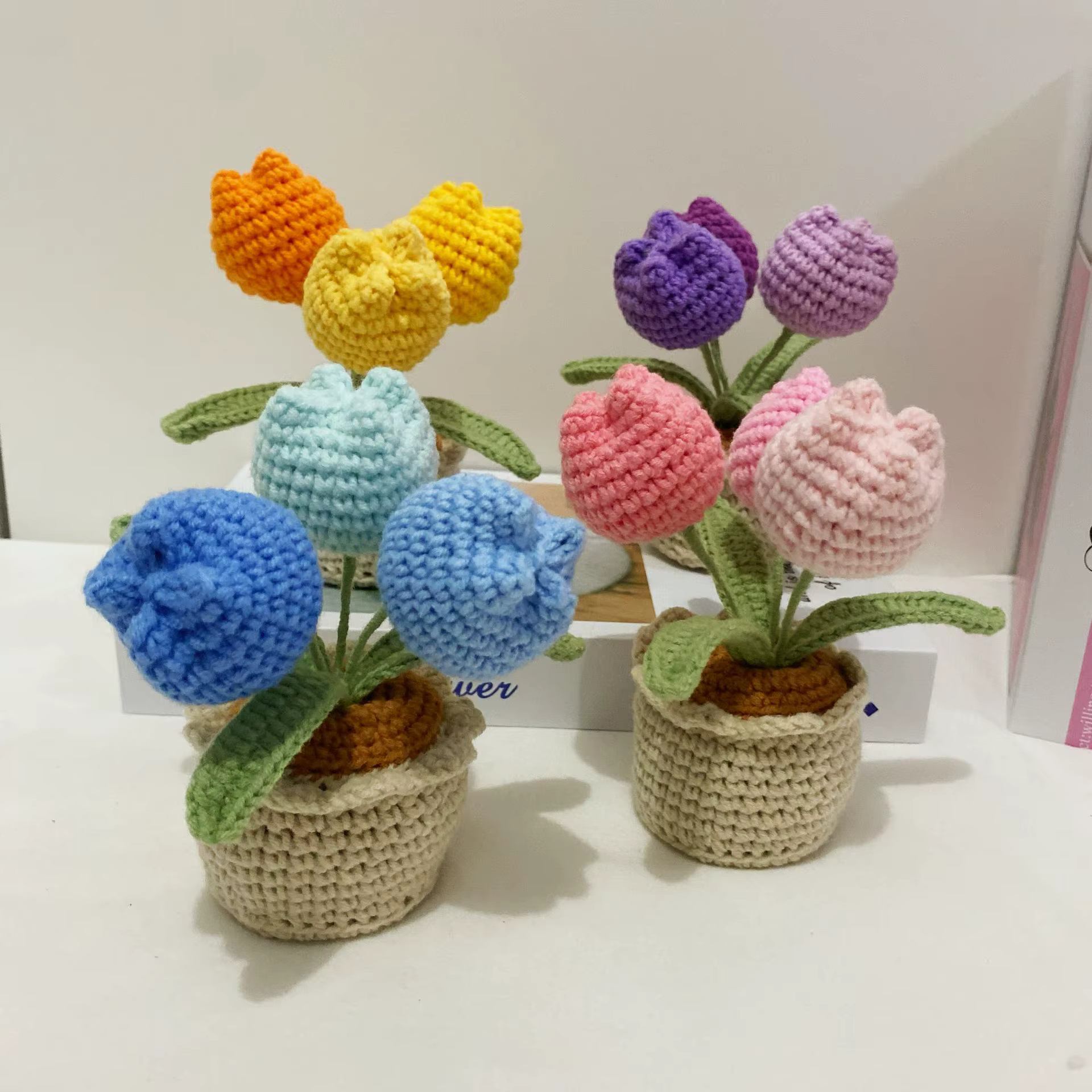 Tulipes au crochet avec pot