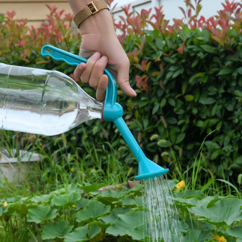 Bouteille d'arrosage manuelle double usage pour jardinage