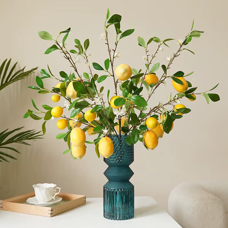 Branches de citron avec Simulation de fruits