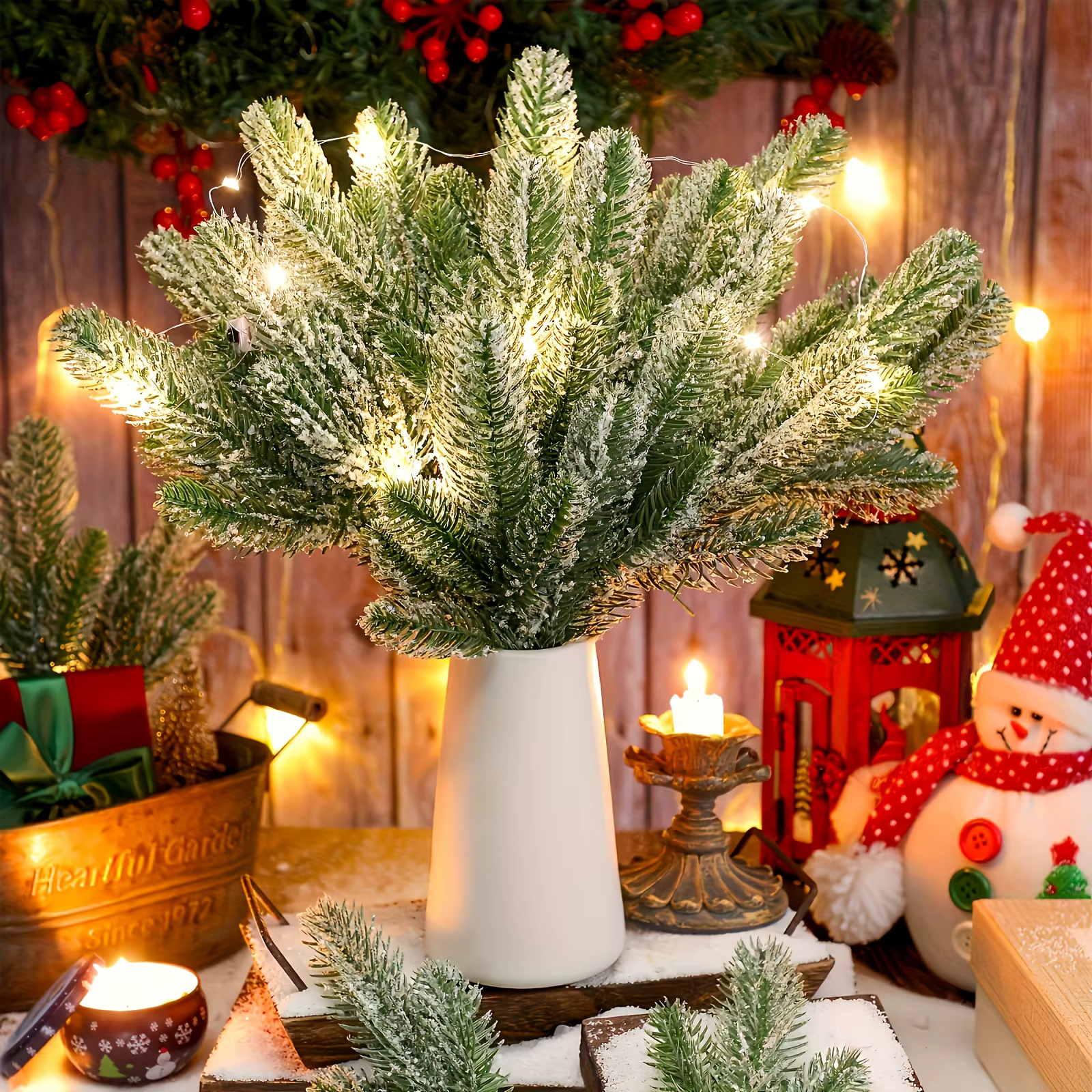 Lot de 15 à 30 Branches de pin artificielles recouvertes de givre de neige - Plantes vertes simulées de vacances de Noël de 10 pouces pour la maison de bricolage