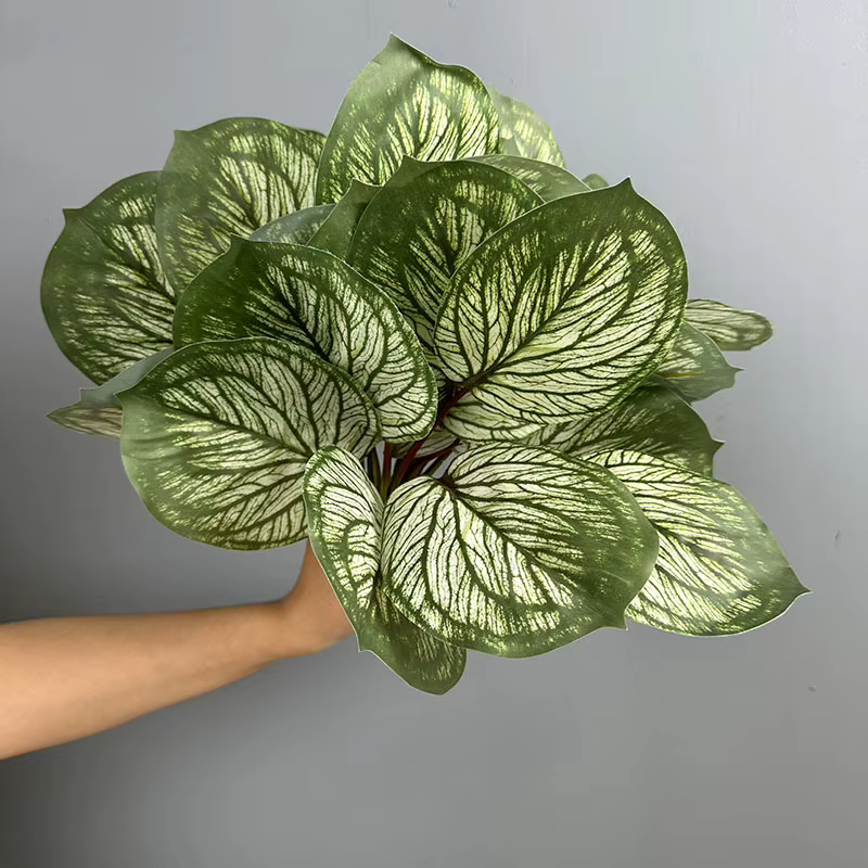 Lot de 6 plantes artificielles en plastique