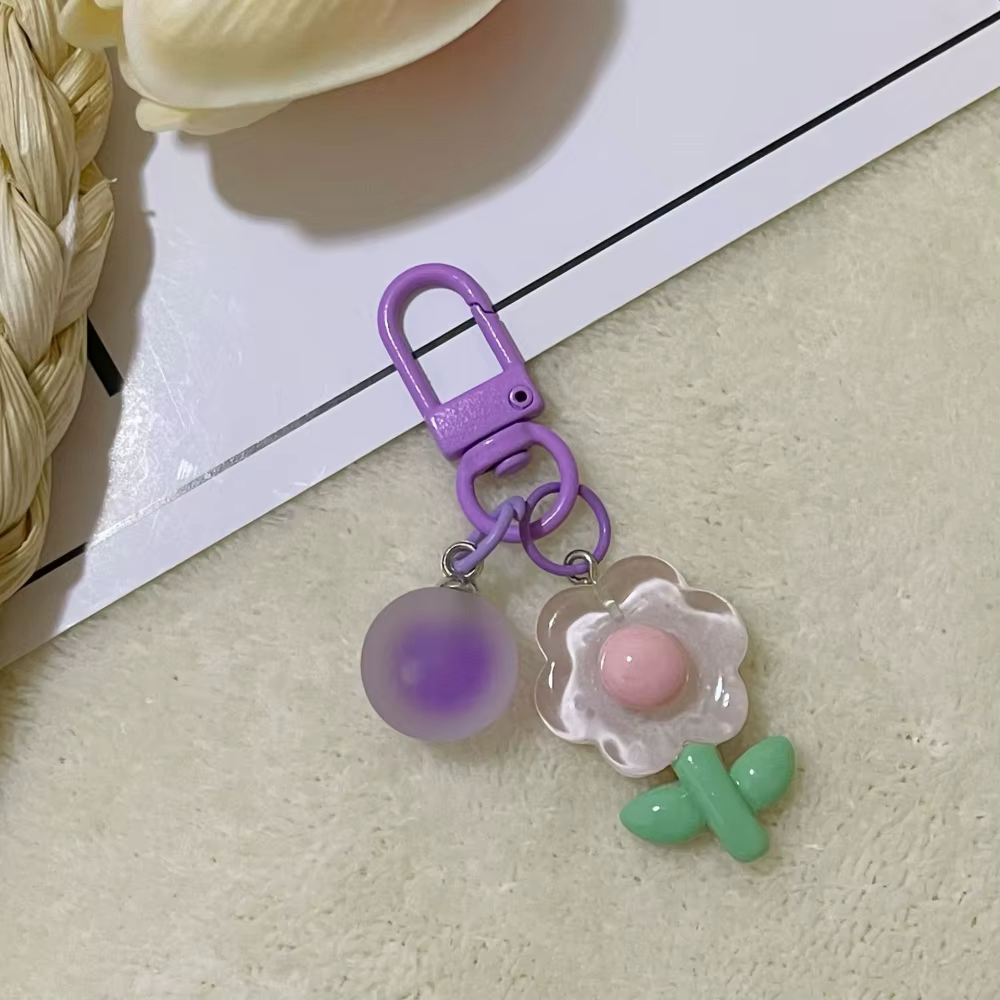 Porte-clés pendentif fleur multicolore, porte-clés cœur coloré en acrylique, breloque sac Kawaii pour sac à dos et sac à main, tendance
