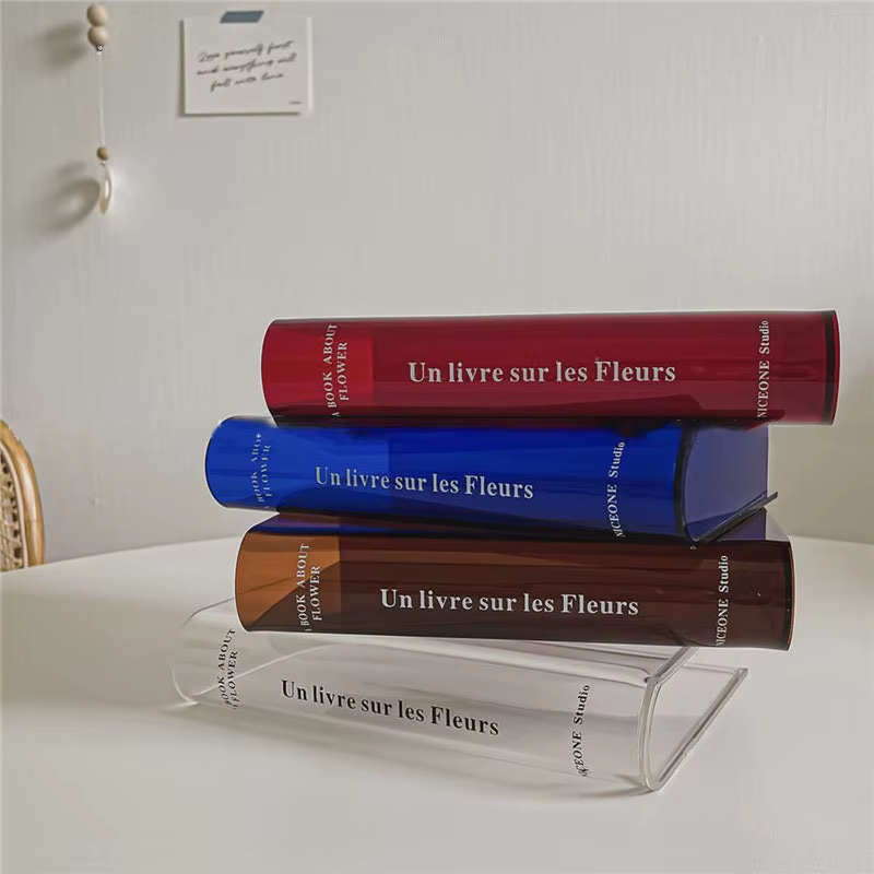 Vase en acrylique transparent pour livres