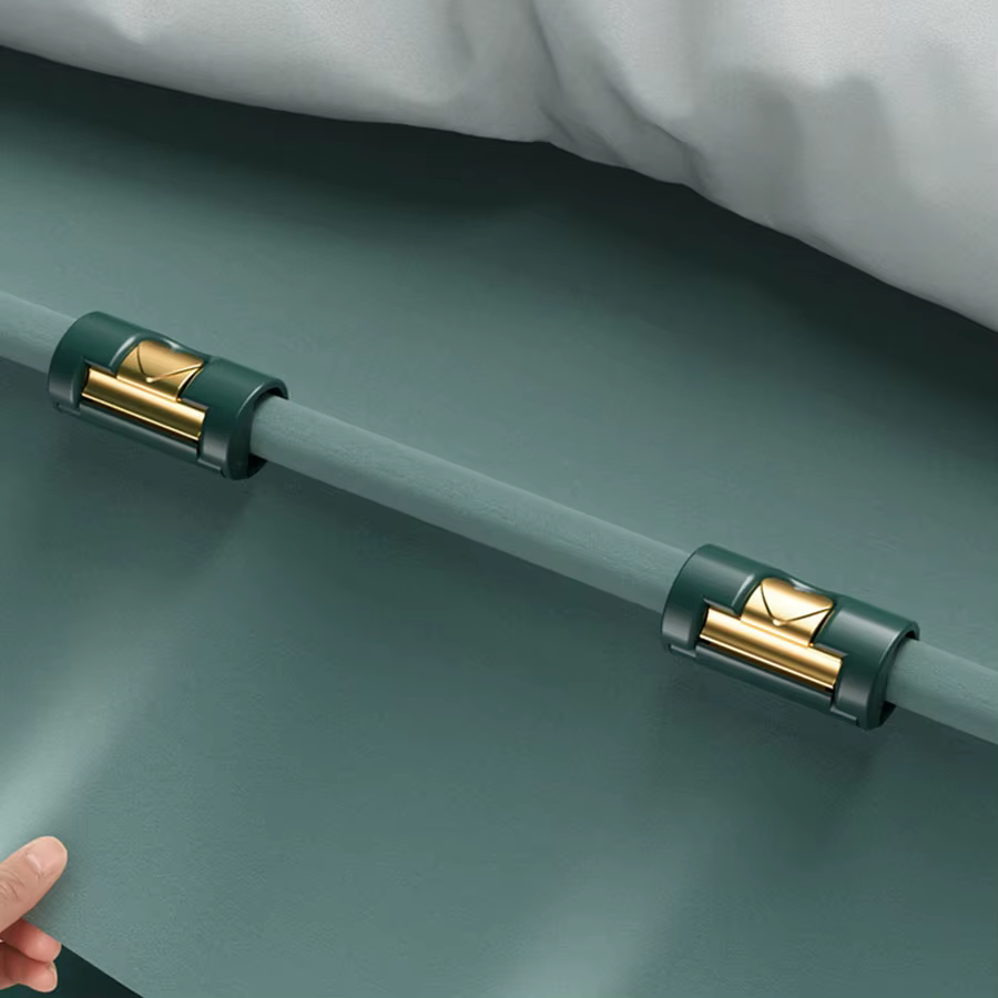 Attache-draps, un clip fixe pour draps qui empêche le glissement et la chute, peut également servir de clip à collation ou de marque-page.