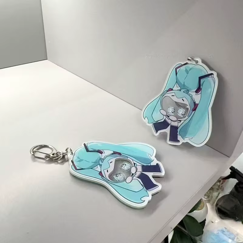 Porte-clés HATSUNE MIKU en acrylique, breloque Shaker mignon, cadeau pour meilleur ami, accessoires de Cosplay