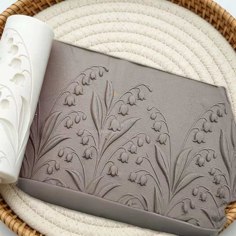 Rouleau de texture florale Muguet pour poterie souple