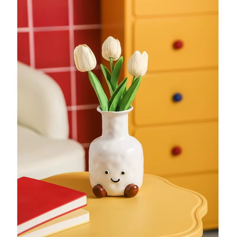 Vase à visage souriant mignon