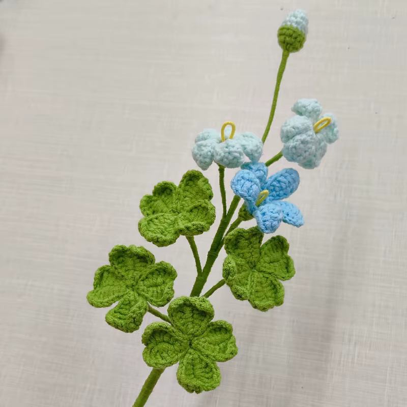 Bouquet de trèfles artificiels au crochet fait main - Décoration tissée pour la maison