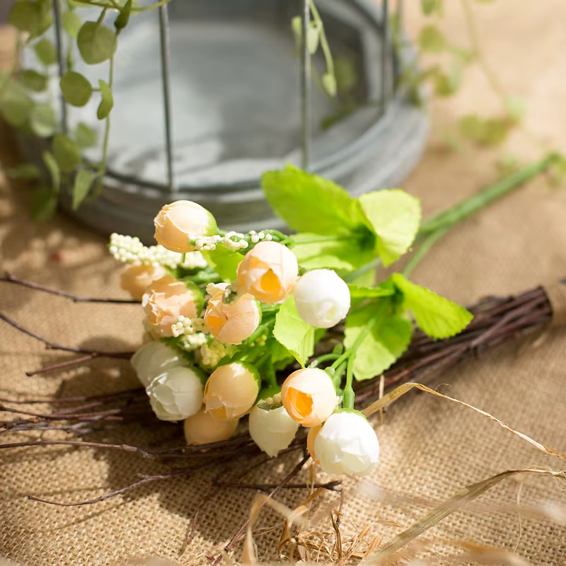 Petit Bouquet de Roses Artificielles