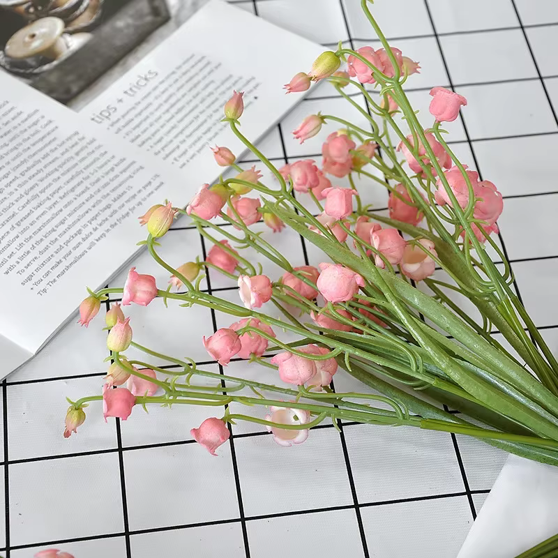 Bouquet de fleurs artificielles de muguet