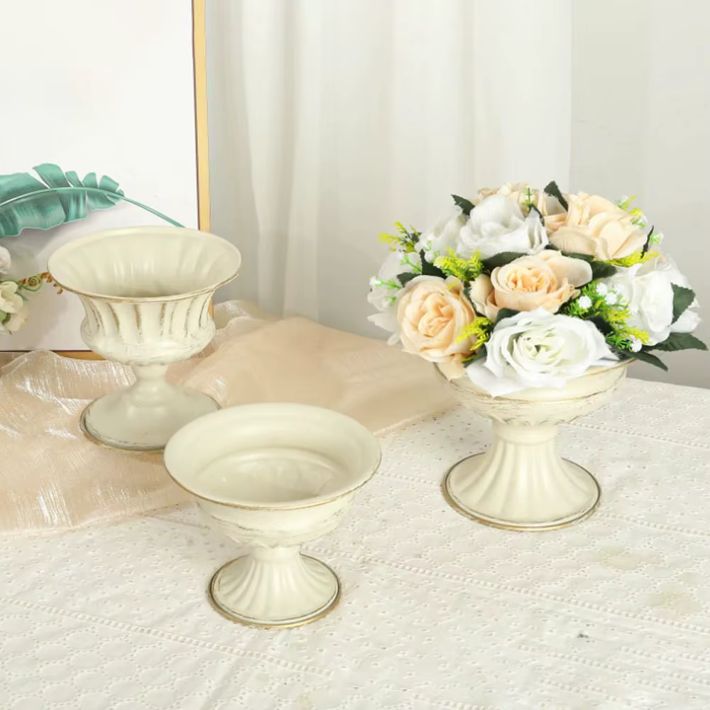 Pot de fleurs vintage en métal blanc