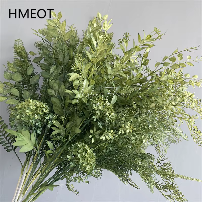 Plantes artificielles vertes