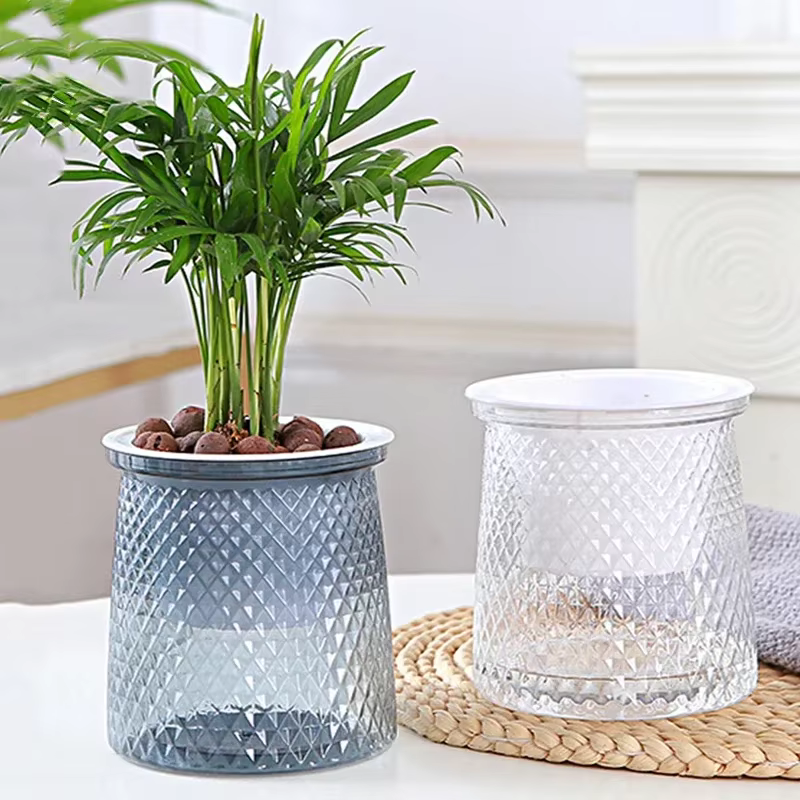 Pots de plantes auto-arrosants