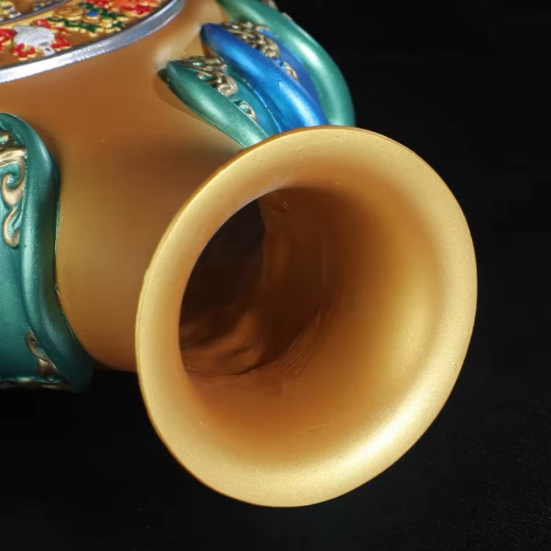 Vase bouddhiste en résine violette