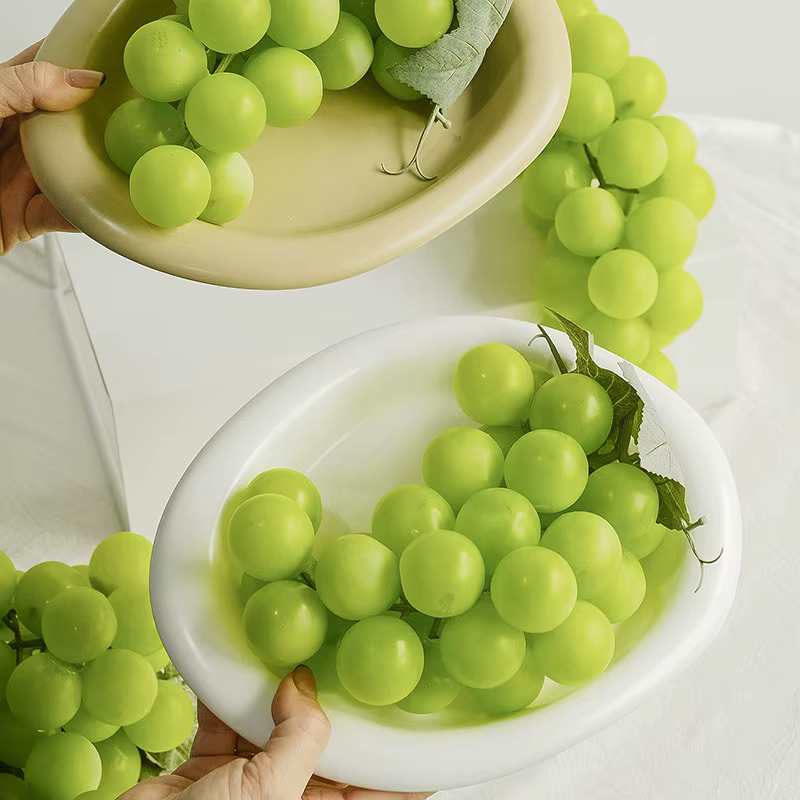 Modèle de raisin vert réaliste Qingwang