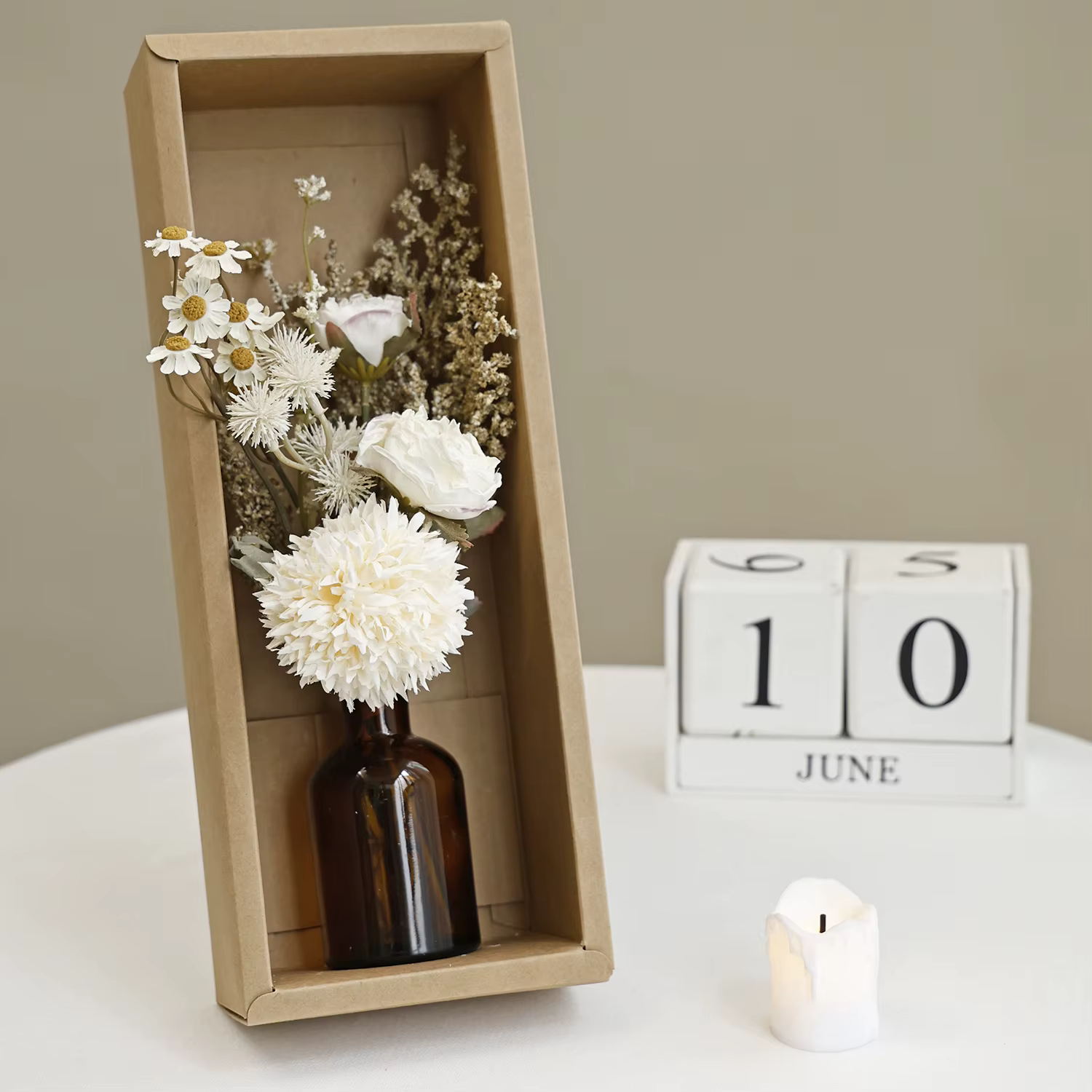 Combinaison de fleurs artificielles pour mariage
