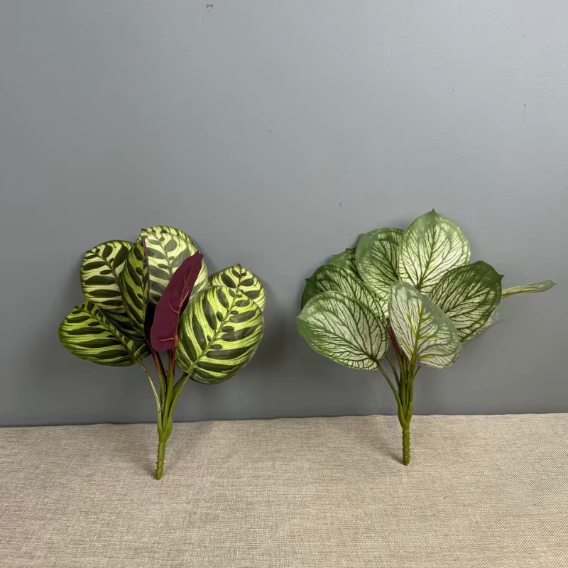 Lot de 6 plantes artificielles en plastique