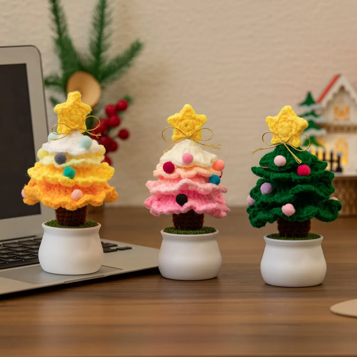 Arbre de noël tricoté créatif en pot