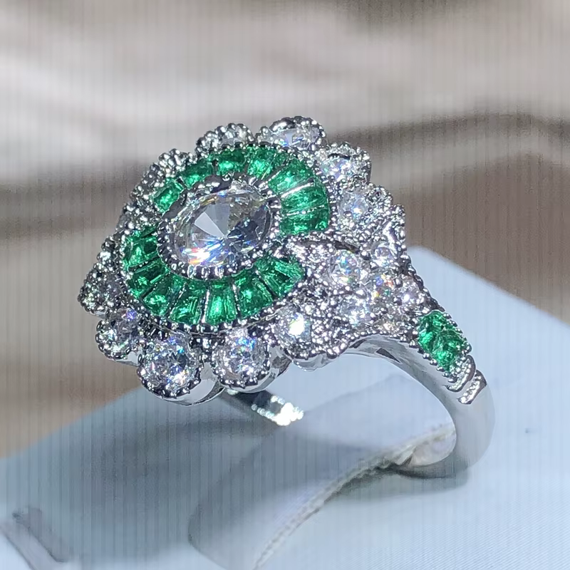 Bague complète en diamant pour femme, fleur de tempérament, timbre femme 925, pierre carrée en T verte, cadeau de bijoux de fête d'anniversaire, mode, vente en gros