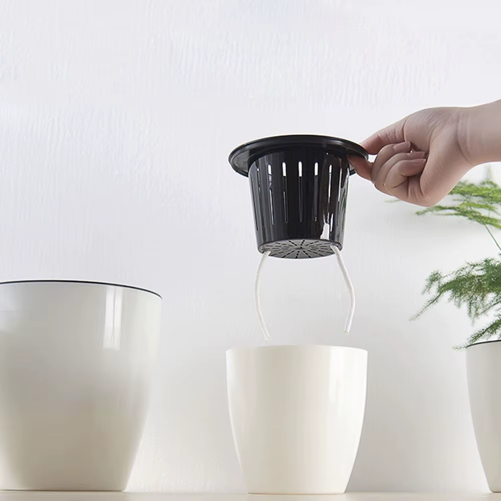 Pot de fleurs en plastique automatique pour la décoration de bureau