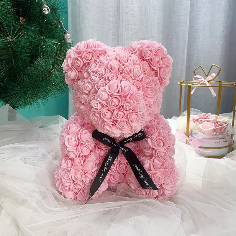 Ourson en Roses Artificielles avec Fleurs