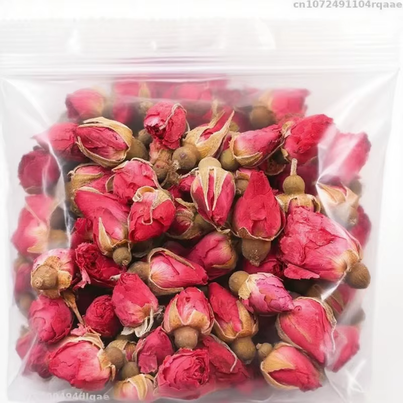 Petites roses séchées naturelles de haute qualité