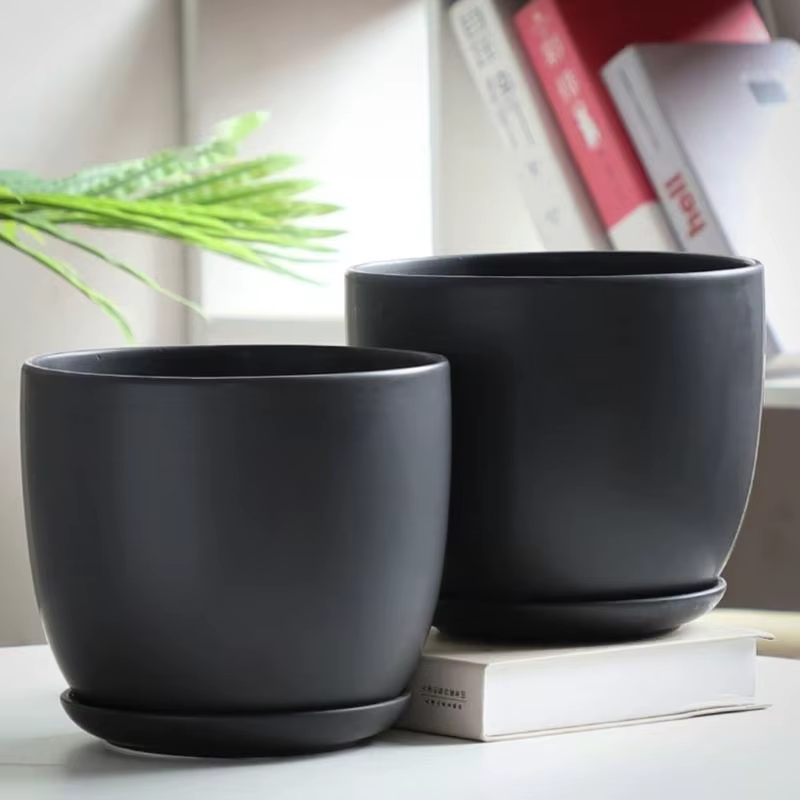Pot fleur classique pour les amateurs plantes d'intérieur d'extérieur