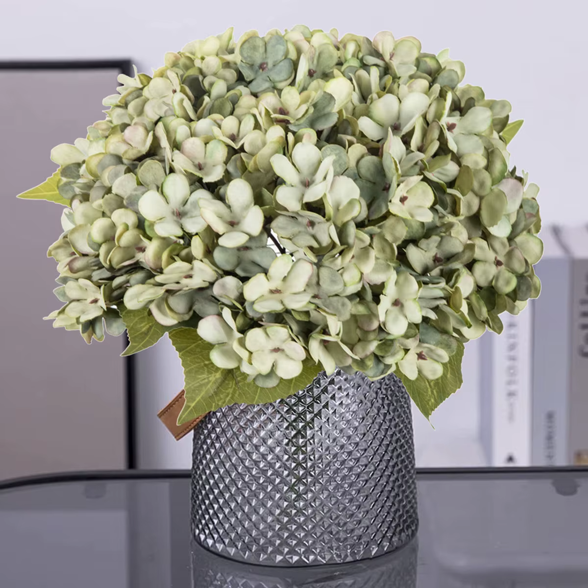 Fleurs d'hortensia simulées