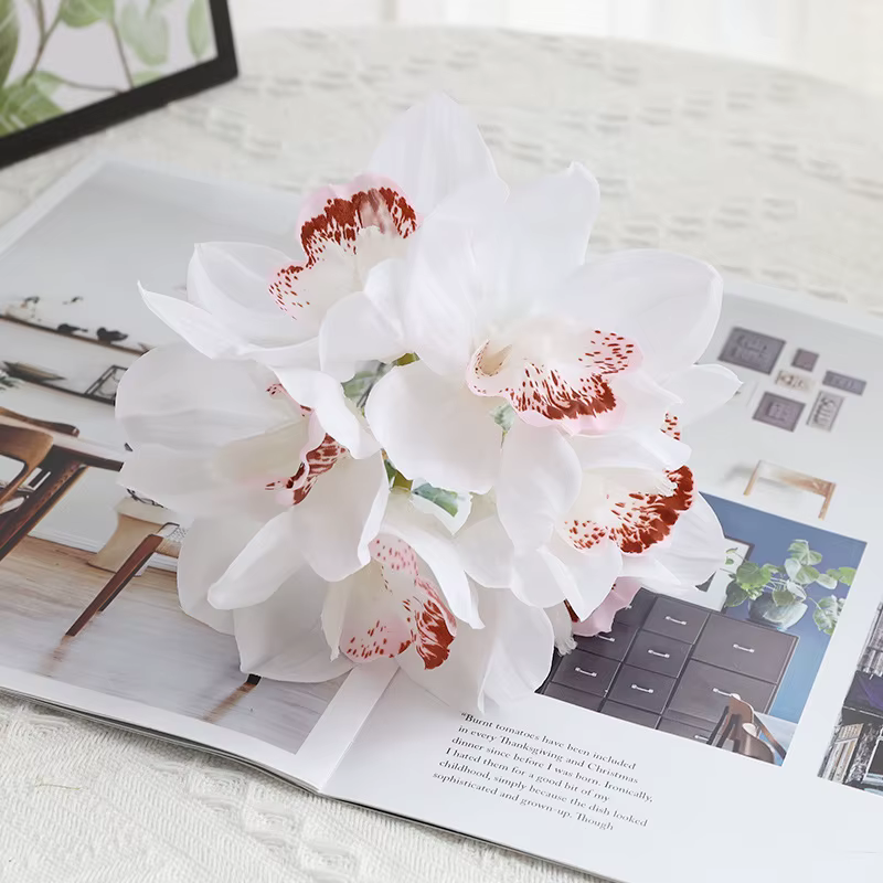 YO CHO Bouquet de fleurs d'orchidées artificielles 6 têtes en Latex Real Touch Cymbidium Flower DIY