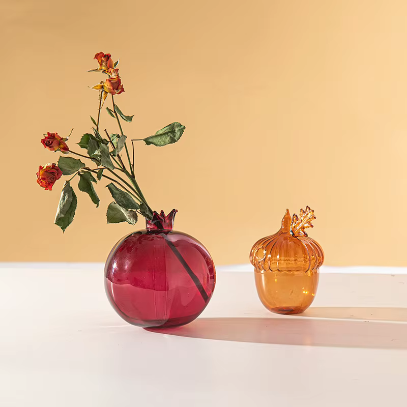 Vase à grenade en verre