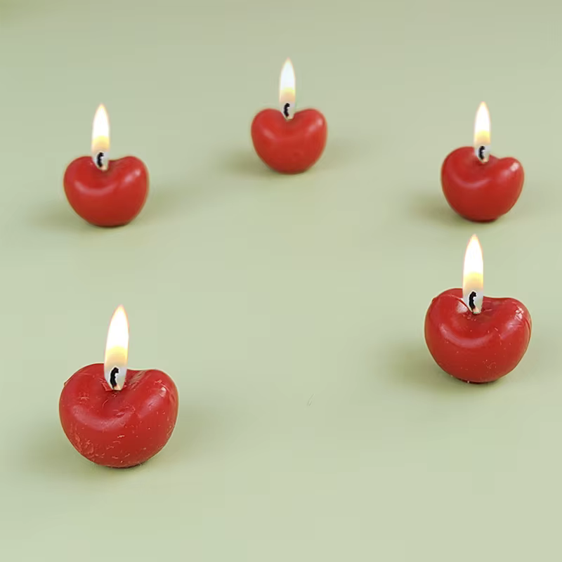 Bougie de gâteau d'anniversaire cerise, décoration de fête, amour, petite décoration de gâteau cerise, bougie créative de dessin animé pour enfants