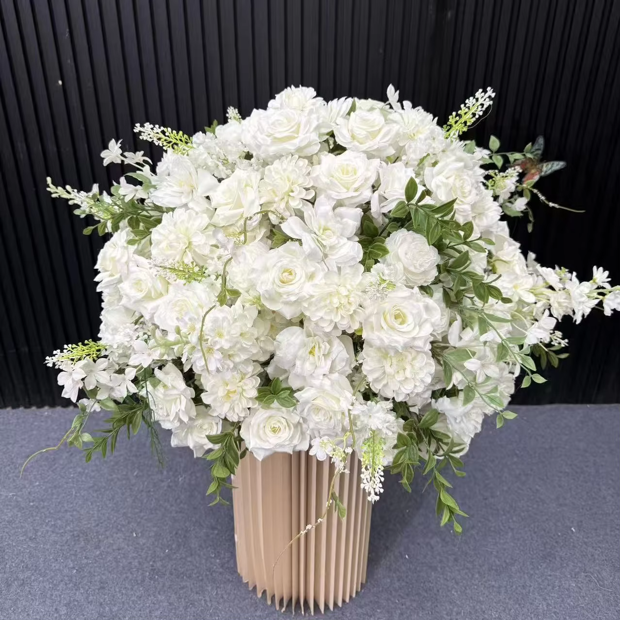 Bouquet de fleurs artificielles de luxe pour centre de table