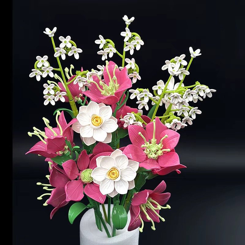 Bouquet de fleurs artificielles violets en blocs de construction