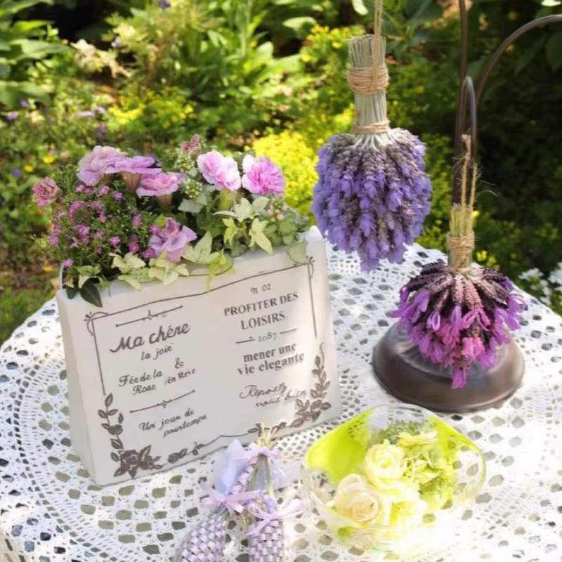 Ins-Pot de fleur en résine en forme de livre anglais