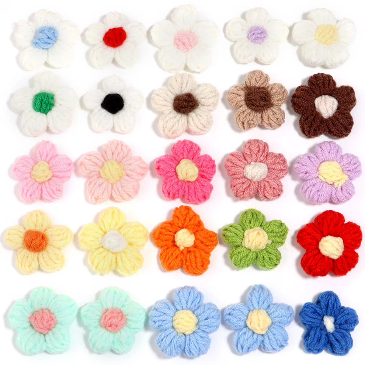 Fleurs en fil de coton de lait faites à la main